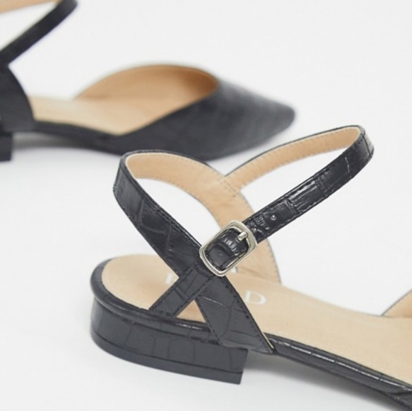 RAID Wide Fit Bonita flat shoes in black c… - Picture 3 of 12